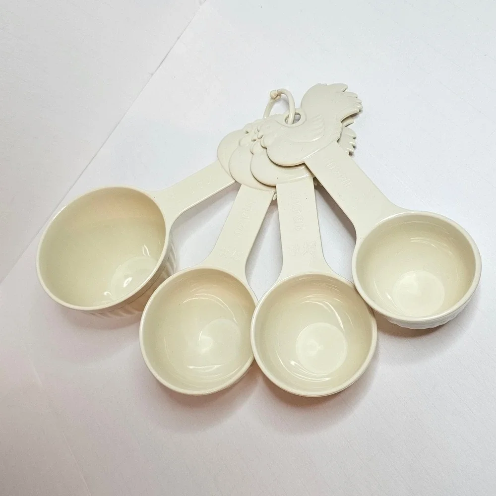 Vintage Paula Deen Cream Color Rooster Measuring Cups & Spoons Set‎ 9pc  Plastic